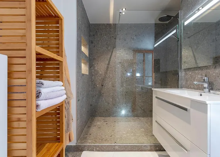 Clos 66 שאמוני